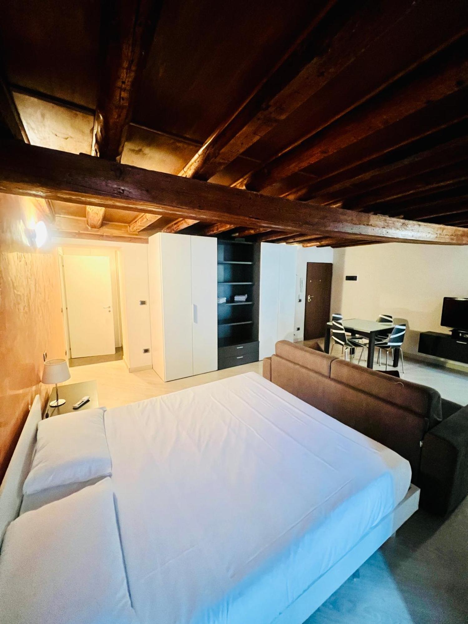 Room Verona Ai Duchi Luaran gambar
